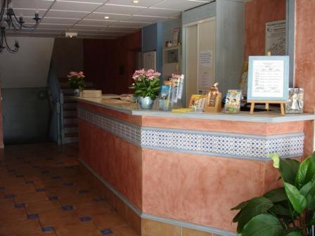 Les Mimosas Hotel Lunel  Luaran gambar