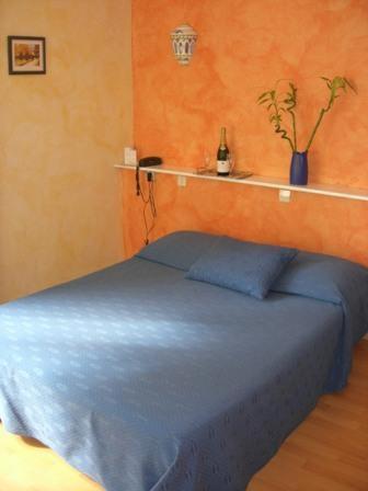 Les Mimosas Hotel Lunel  Bilik gambar