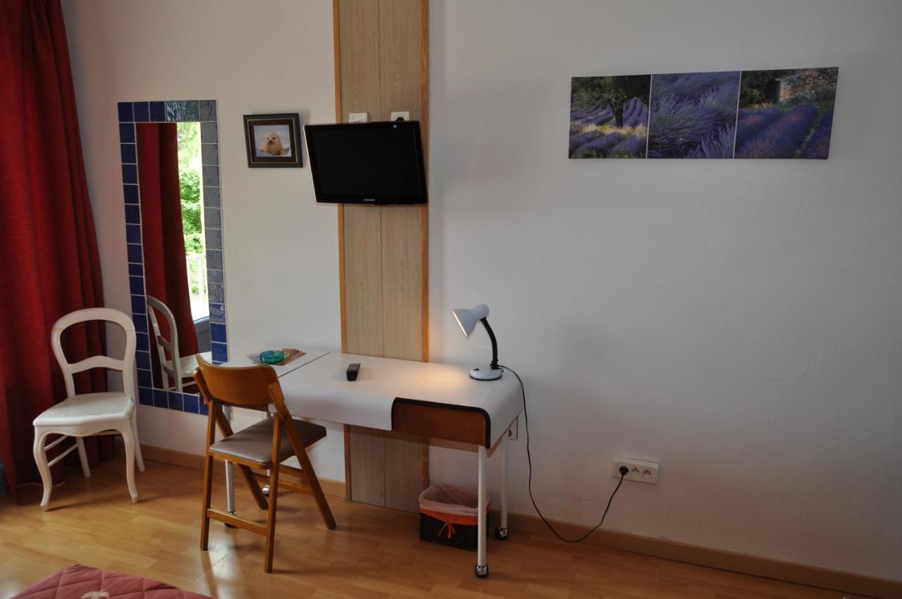 Les Mimosas Hotel Lunel  Bilik gambar